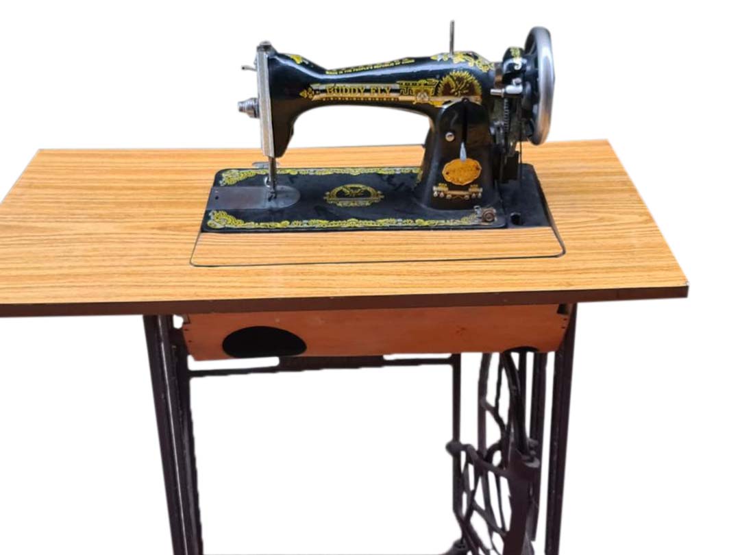 Industrial sewing machine